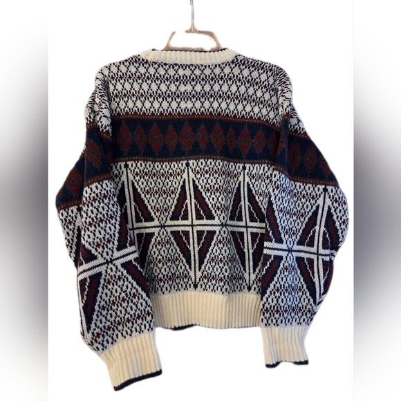 Van Heusen Crewneck Sweater Blue Cream Fair Isle Nordic Grandpa Cabin Size Small - Picture 3 of 3